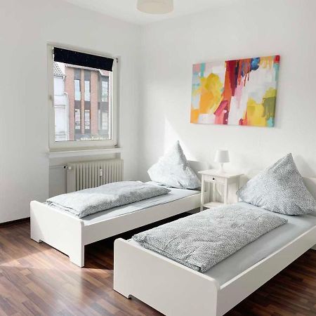 Apartment With 3 Rooms In Hürth Exterior foto
