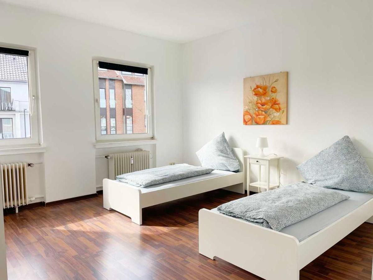 Apartment With 3 Rooms In Hürth Exterior foto