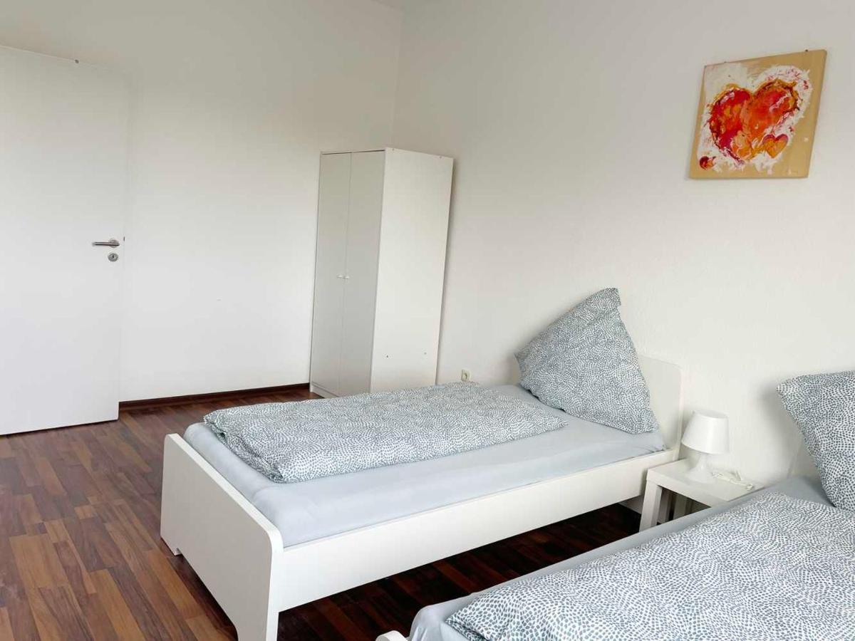 Apartment With 3 Rooms In Hürth Exterior foto
