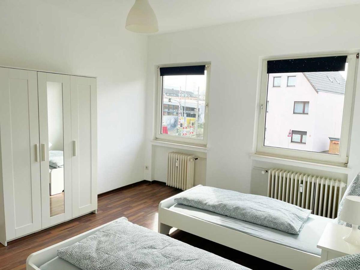 Apartment With 3 Rooms In Hürth Exterior foto