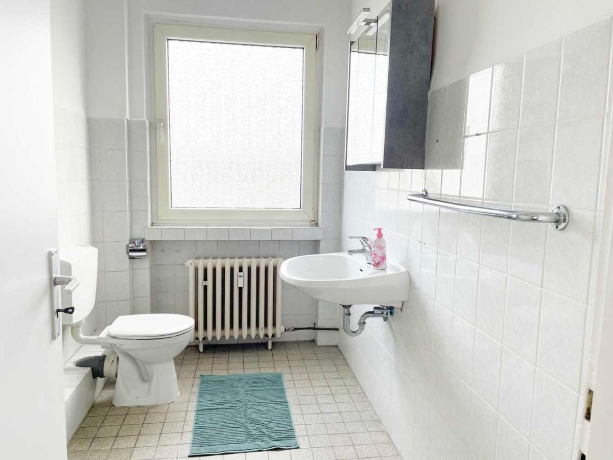 Apartment With 3 Rooms In Hürth Exterior foto